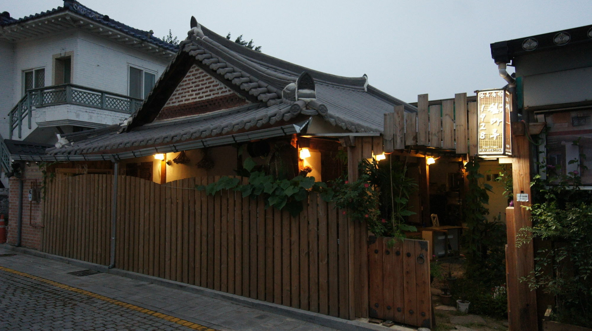 1928 Suimmaru Hanok Guesthouse Jeonju Exteriör bild